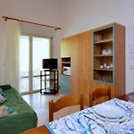 Residenza Le Acacie דירה *
