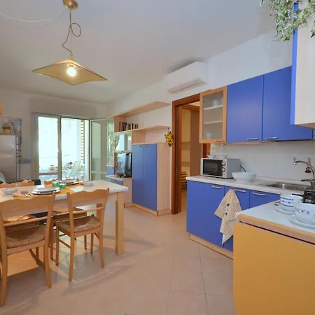 Residenza Le Acacie Lägenhet